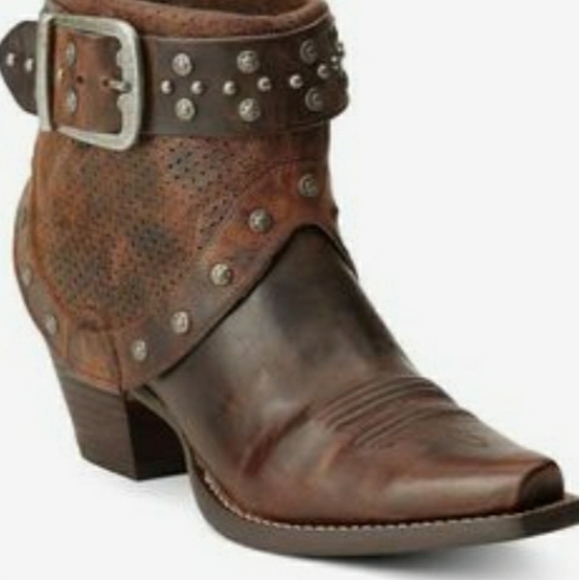 Ariat Shoes - Ariat Defiance Woman's Boot Size 9 1/2